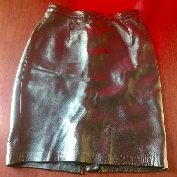 Dresses & Skirts - 100% Black Leather skirt